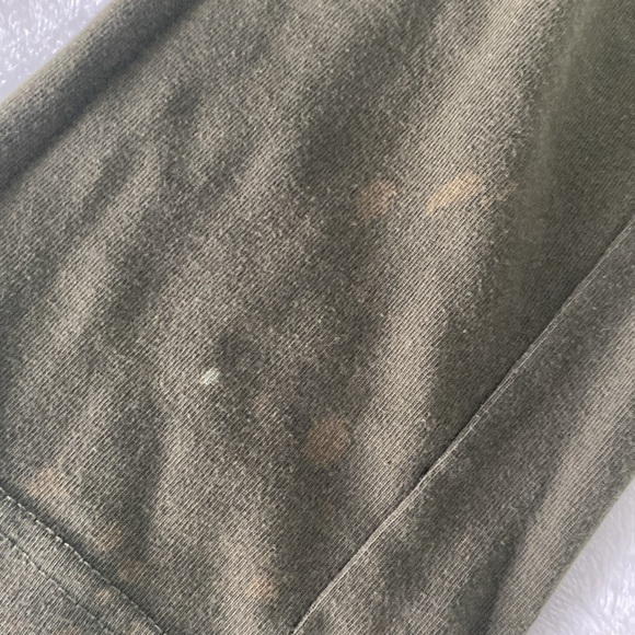 Tacoma olive sweatpants - Picture 11 of 17